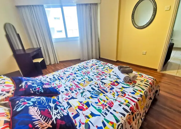 Lägenhet Flirty Flamingo Seaview Seafront Larnaca